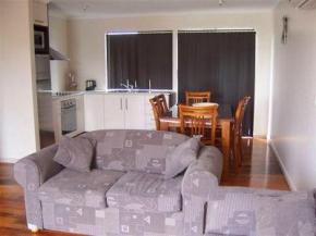 Glenaire apartments at Pontifex, Strahan